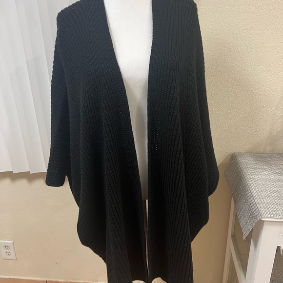 BLACK CARDIGAN SIZE M./L . Crochet style. - Picture 2 of 12
